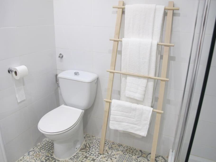 Coqueto Apartamento En Benalmadena Cerca De La Playa Esterno foto