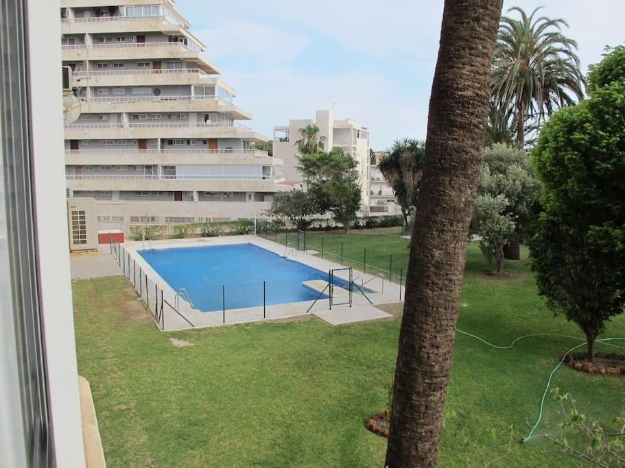 Coqueto Apartamento En Benalmadena Cerca De La Playa Esterno foto