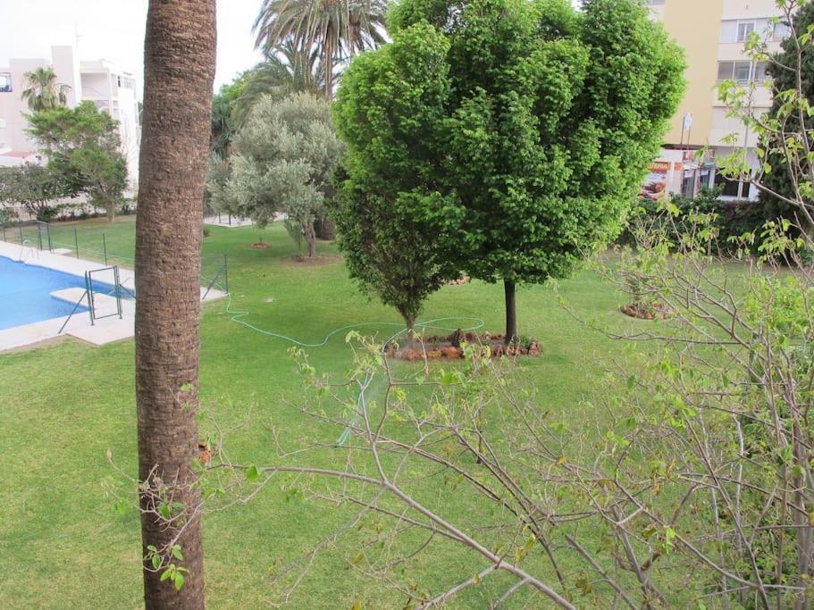 Coqueto Apartamento En Benalmadena Cerca De La Playa Esterno foto